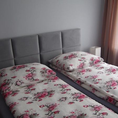 Apartament Kosciuszki Residence Валч Екстер'єр фото